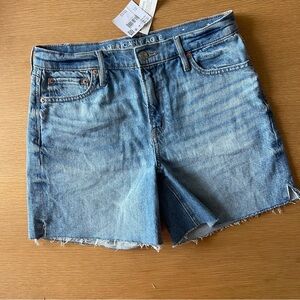 American Eagle Outfitters Relaxed Shorts size 4 raw hem NWT
